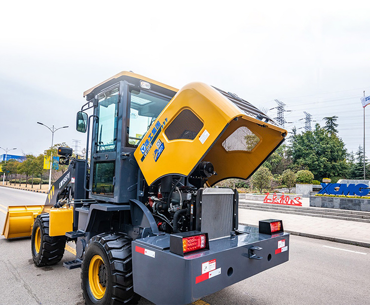 XCMG Official Small Front Loader 1 ton Chinese mini articulated wheel loader LW156FV for sale